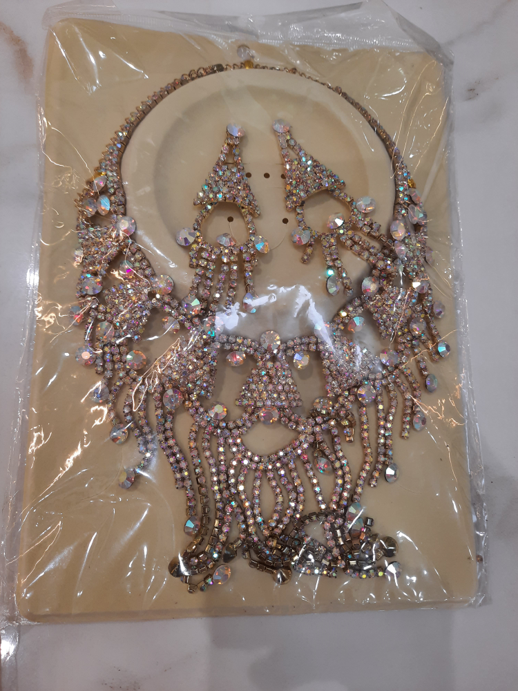 Necklace and Earring Set - New