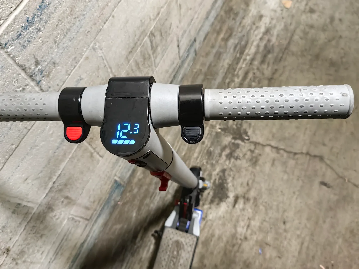 Gotrax Vibe Electric Scooter for kids image indicator(5)