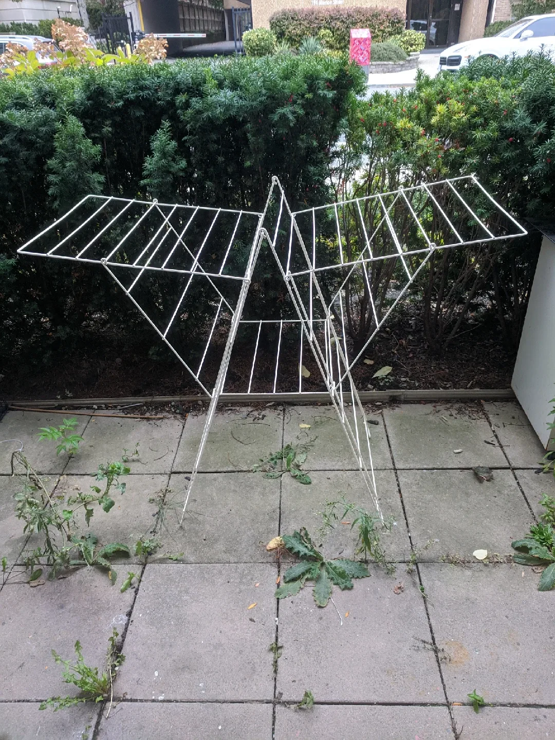 Folding Clothes Drying Rack thumbnail