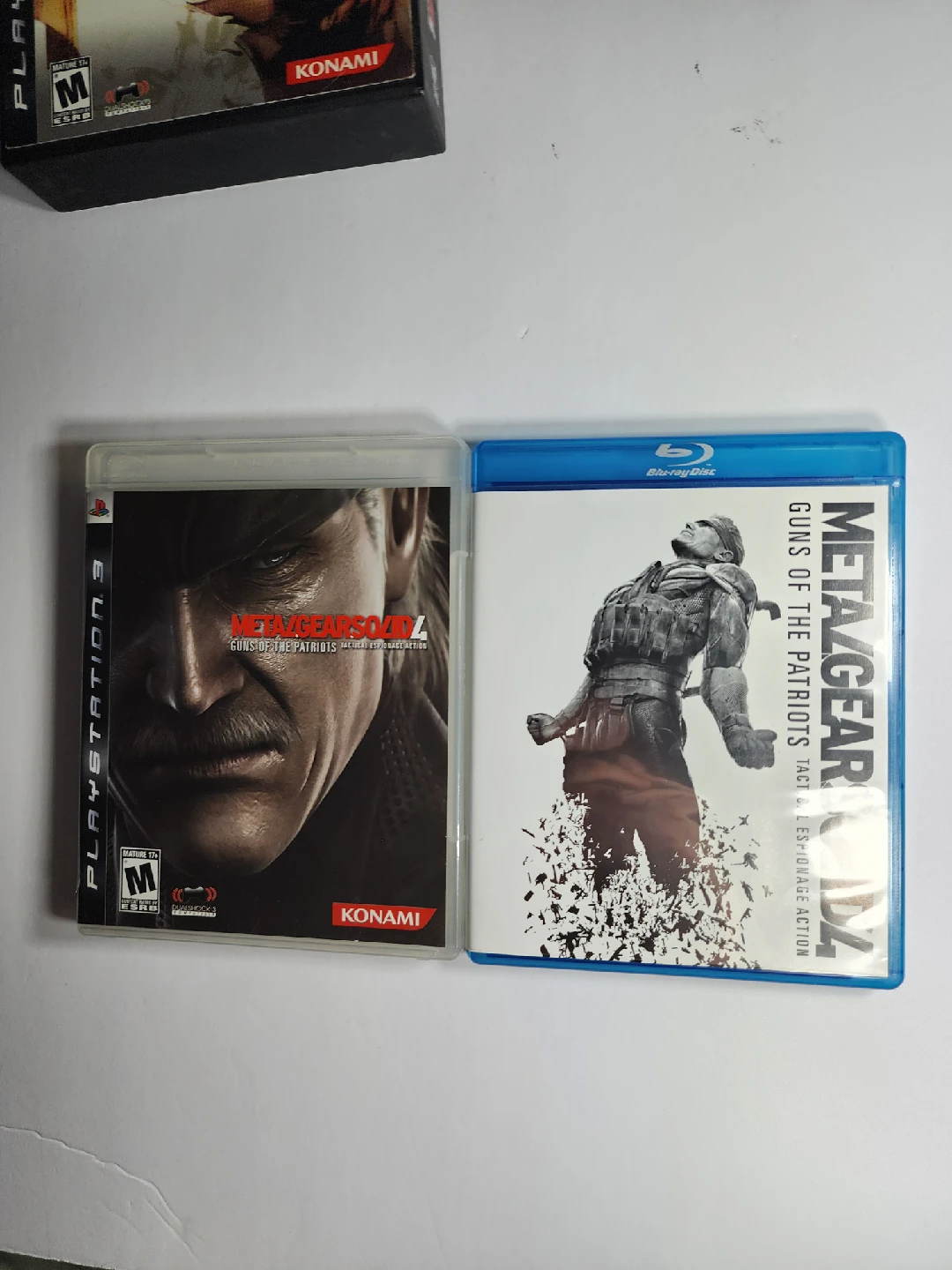 Metal Gear Solid 4: Guns of the Patriots Limited Edition PS3 - photo 3