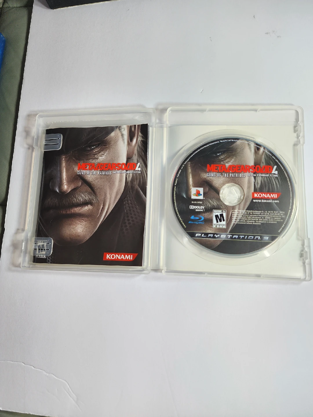 Metal Gear Solid 4: Guns of the Patriots Limited Edition PS3 - photo 5