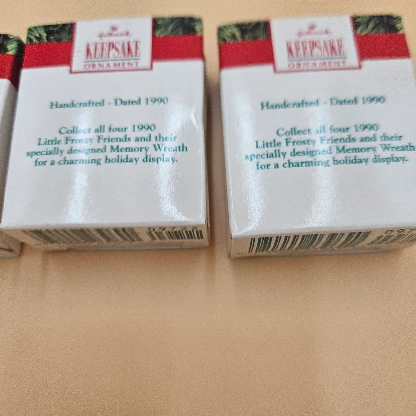 1990 Hallmark Little Frosty Friends memory Wreath  Collection image indicator(6)