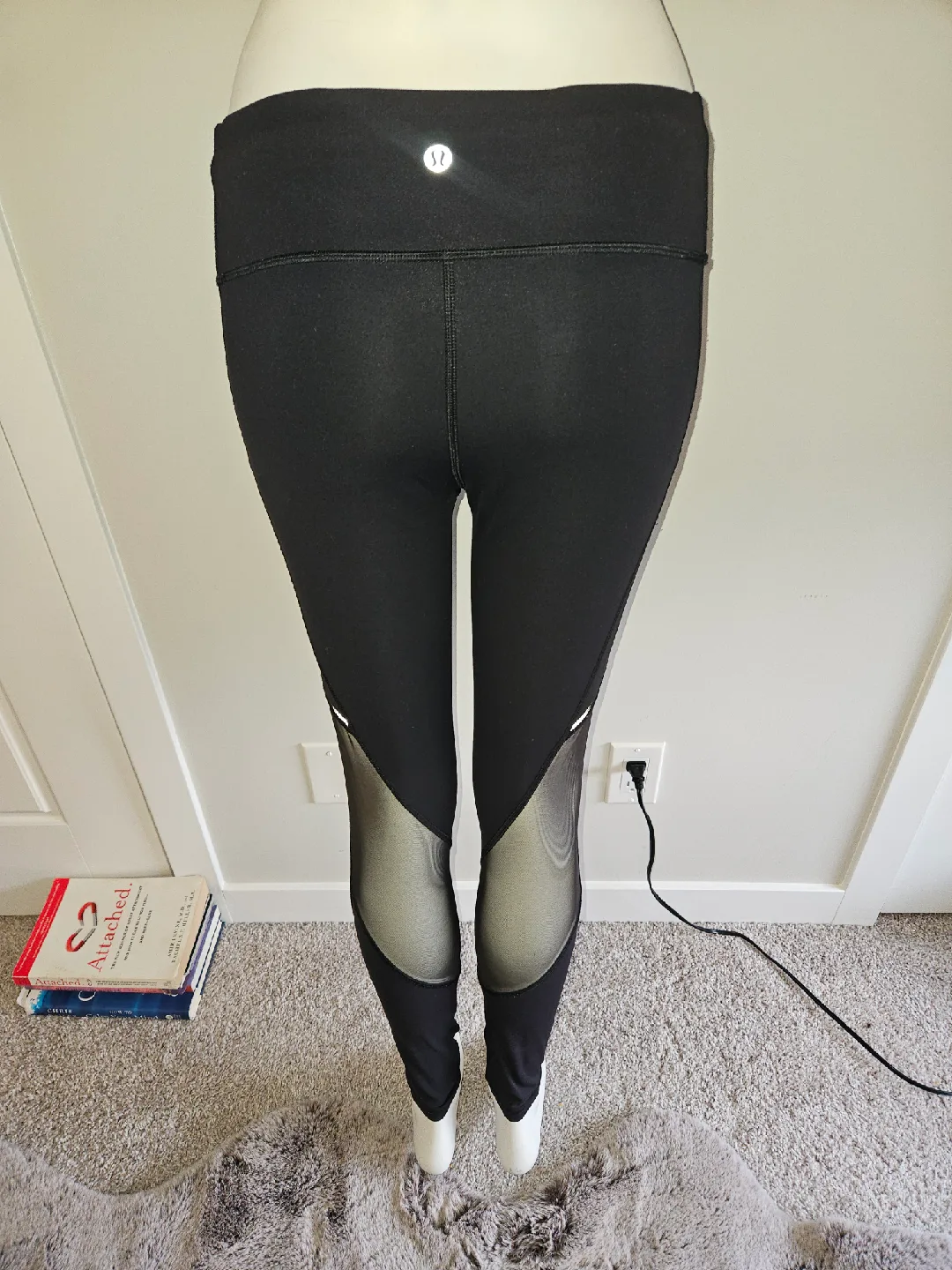 Lululemon Black Leggings image indicator(3)