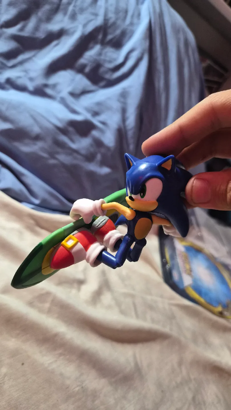 RARE Sonic The Hedgehog Jet The Hawk figure image indicator(6)