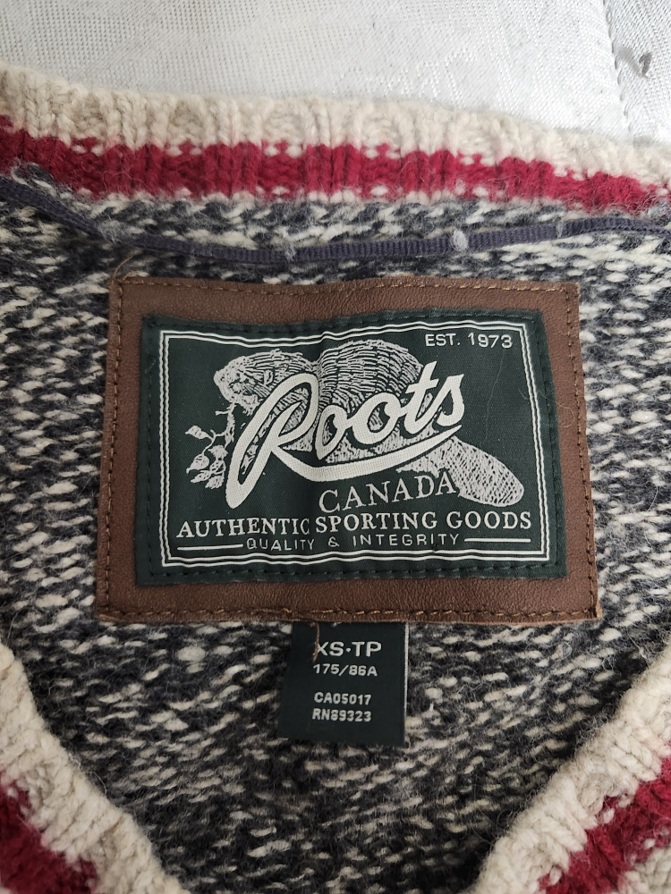 Roots Canada Wool Blend Sweater XS - photo 2