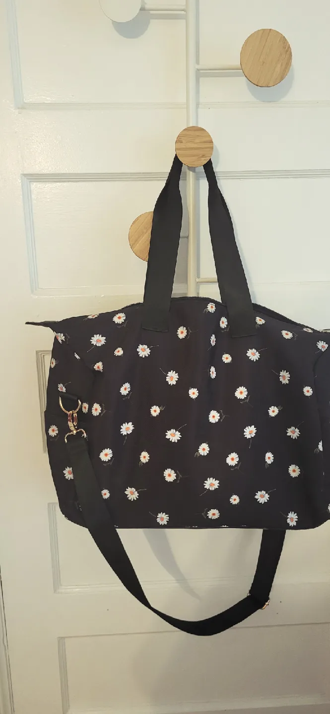 Alice + Olivia Daisy Print Tote Bag - Black/White