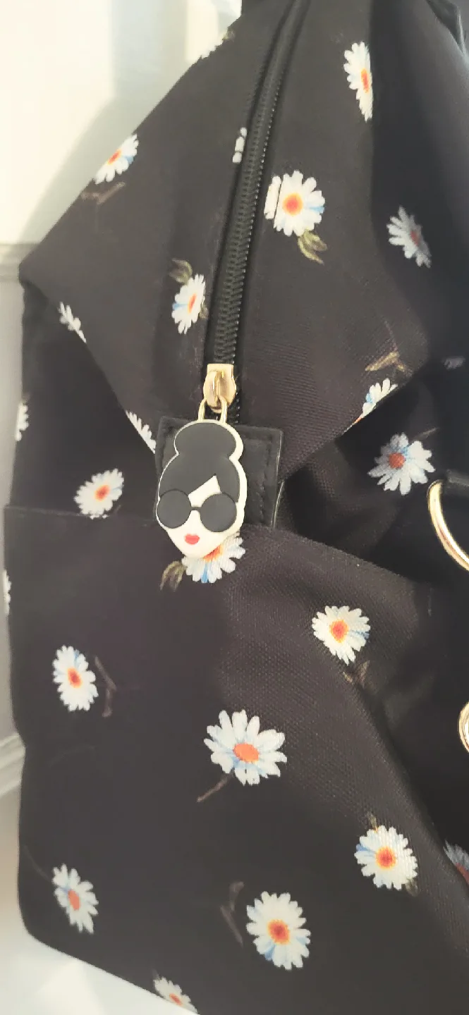 Alice + Olivia Daisy Print Tote Bag - Black/White image indicator(2)