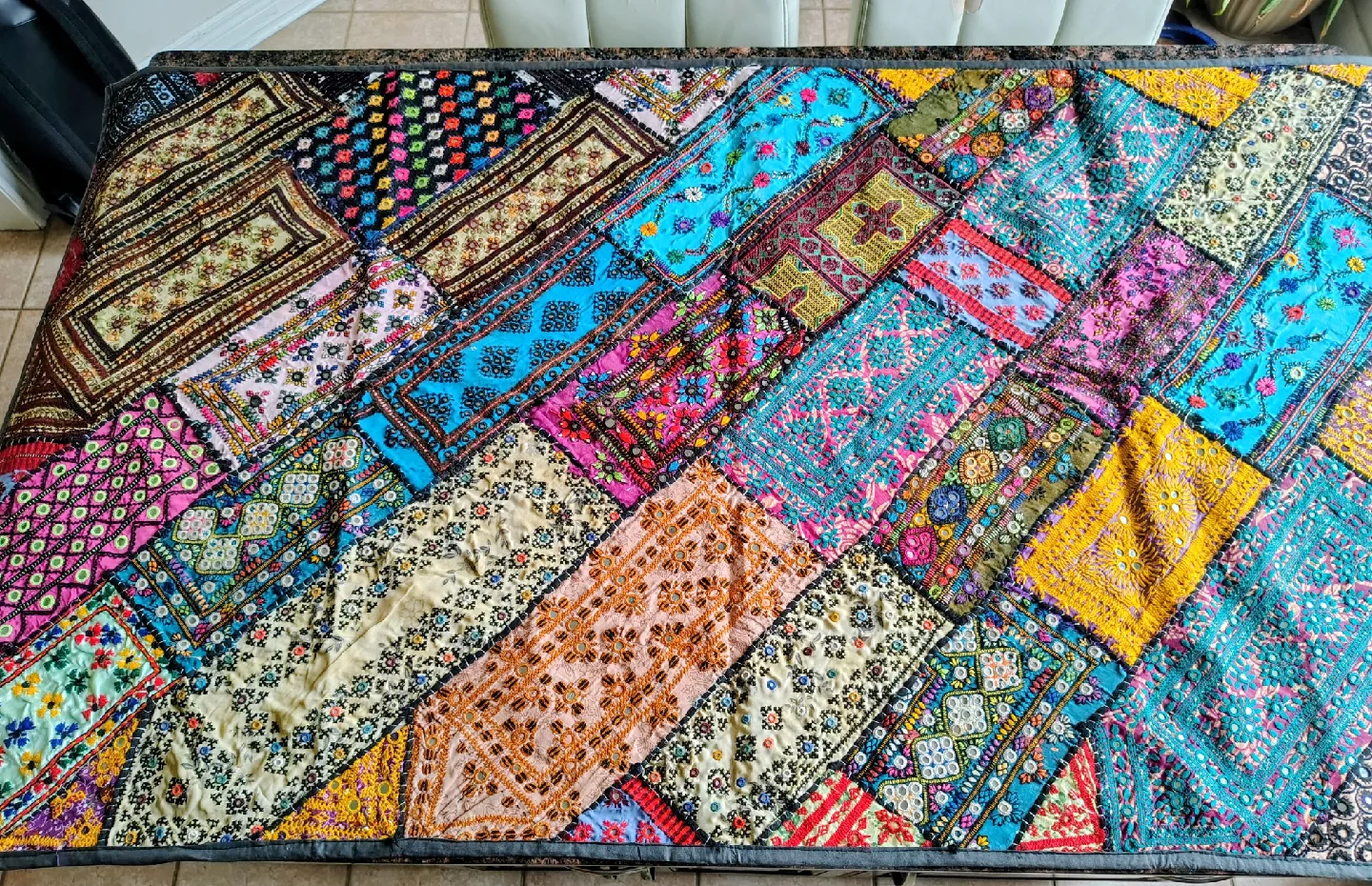 beautiful patchwork wall hanging image indicator(2)