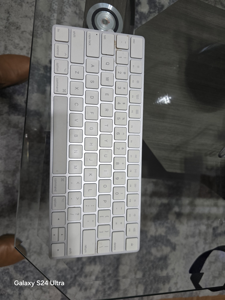 Apple Magic Keyboard - White