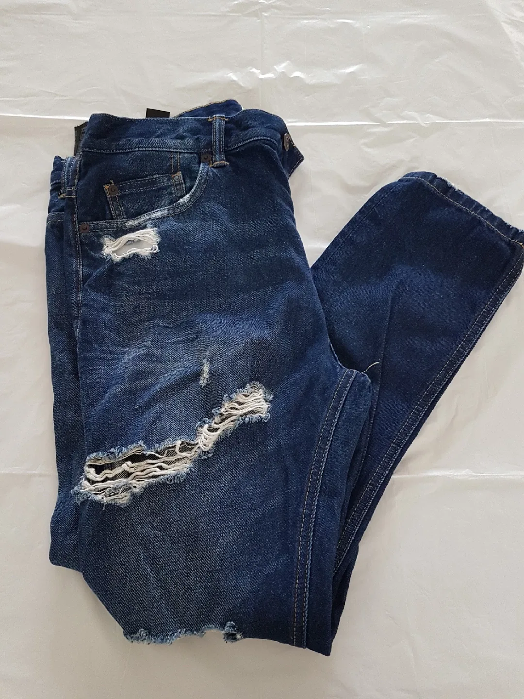 Distressed Blue Denim Jeans - Size 32 image indicator(4)