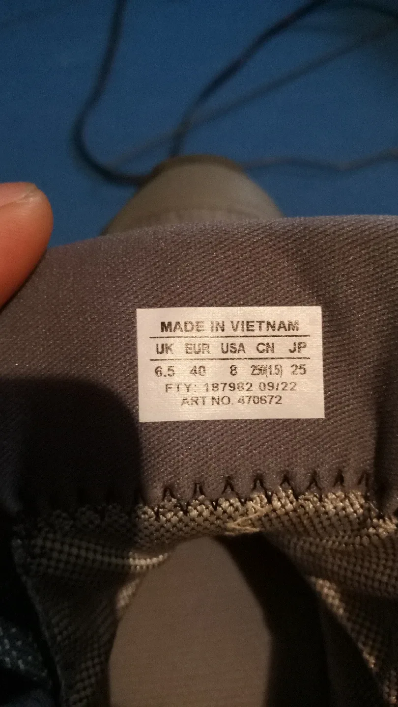 Salomon Outpulse Mid GTX Hiking Boots - Men's 8 US image indicator(2)