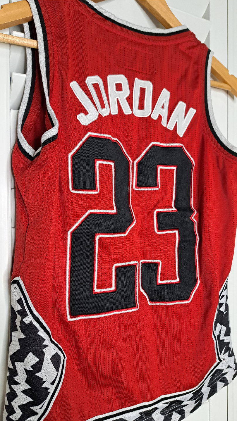 Jordan 23 Basketball Jersey - Kids Size M - photo 4