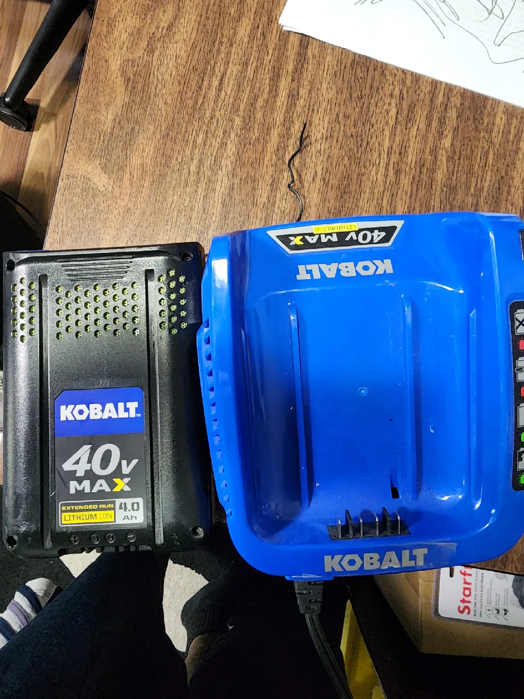 Kobalt 40V MAX 4.0 Ah Battery and Charger image indicator(2)