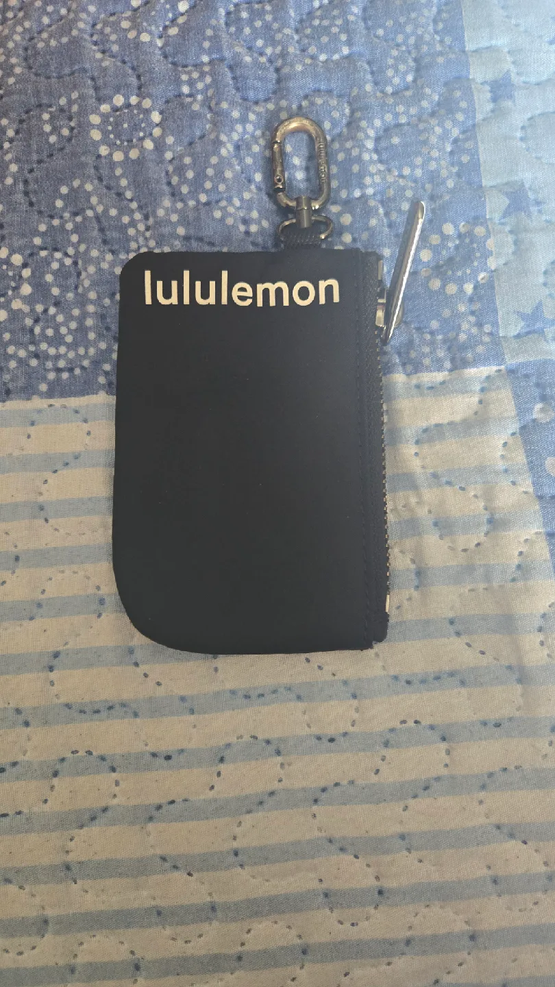 Lululemon Card Case - Black image indicator(2)