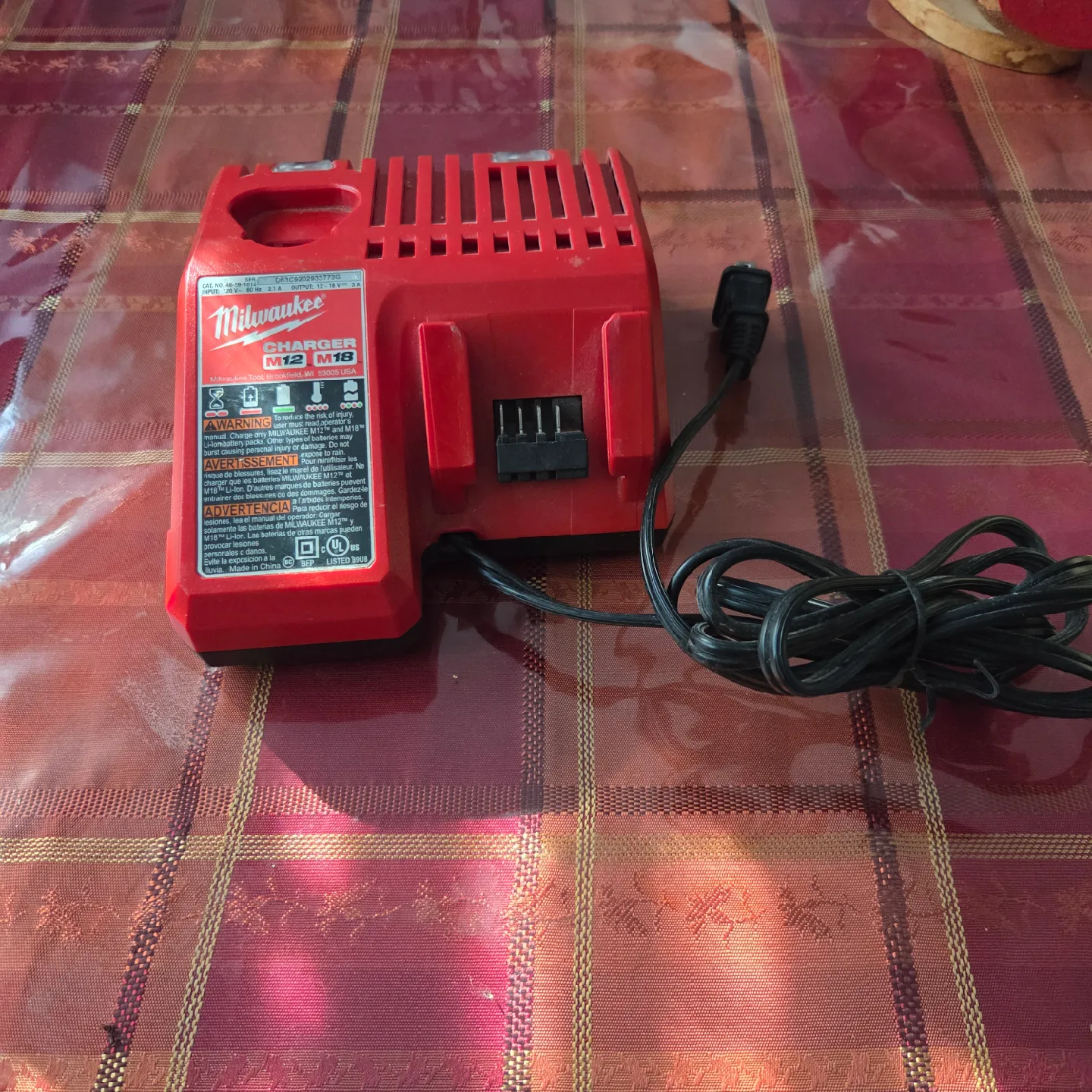 Milwaukee M12 M18 Battery Charger image indicator(2)