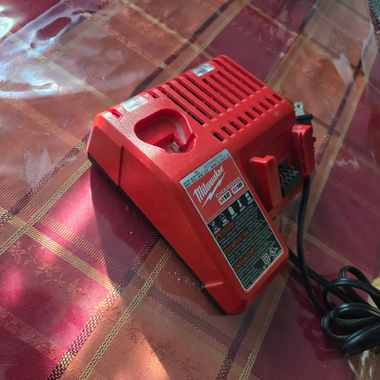 Milwaukee M12 M18 Battery Charger image indicator(3)