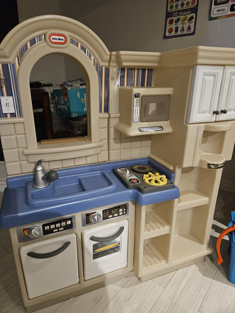 Little Tikes Kitchen & Grill Playset