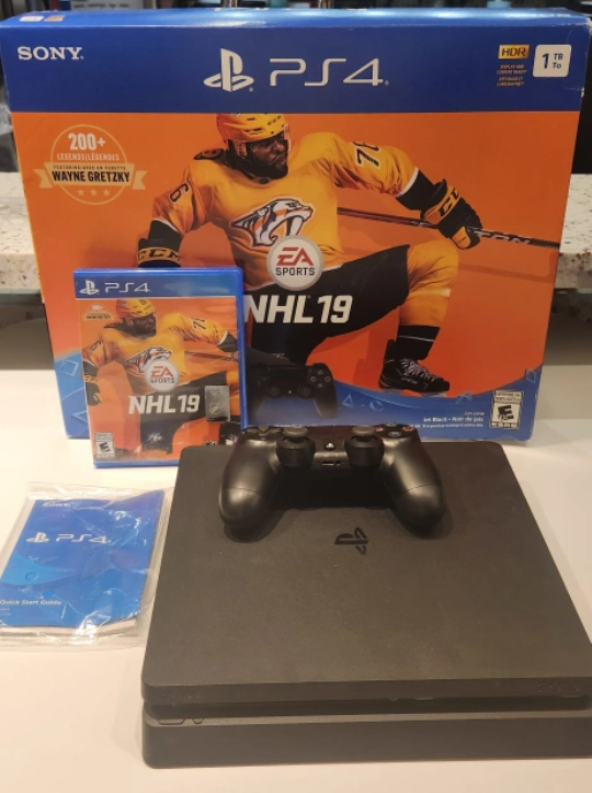 Sony PlayStation 4 slim 1tb CIB