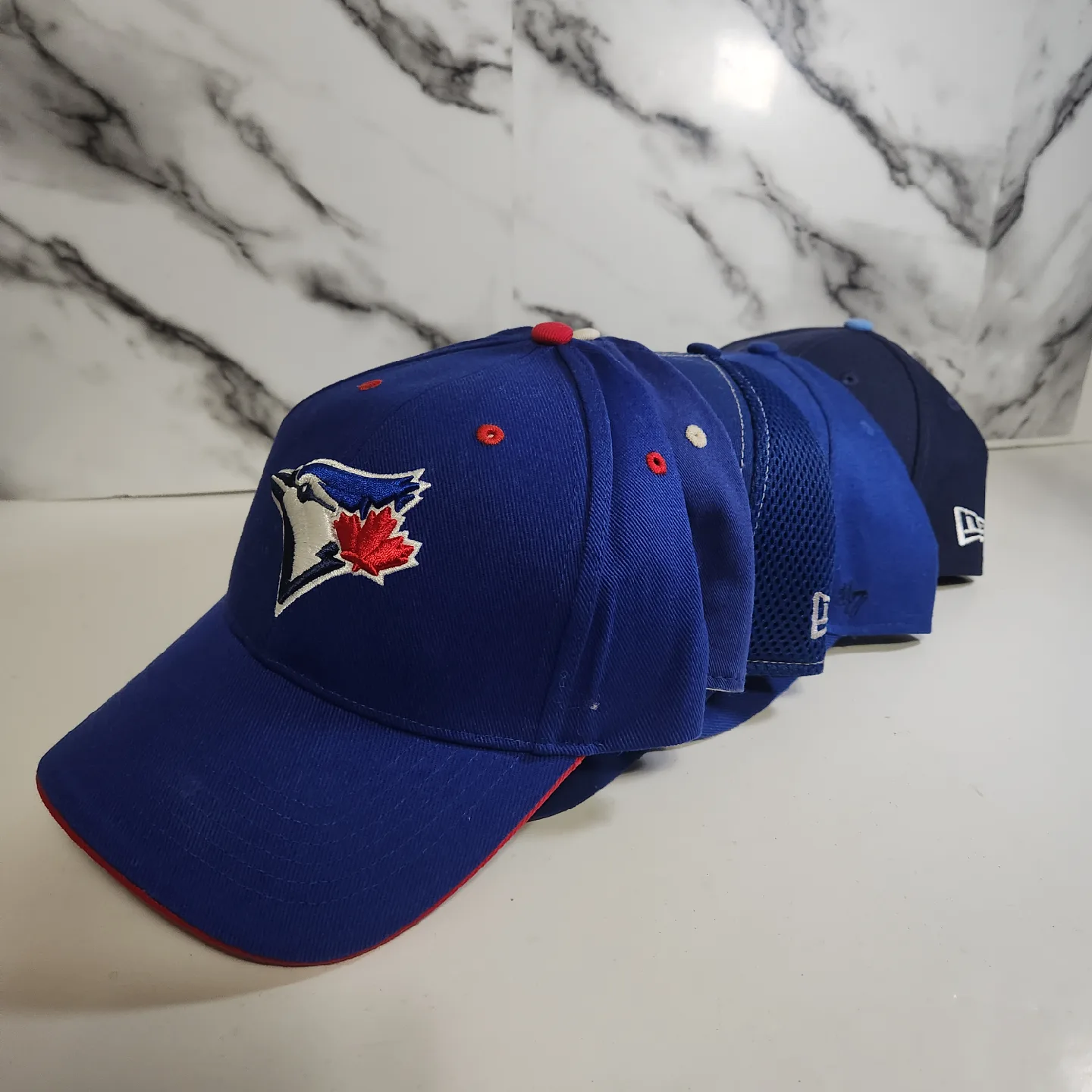 Blue Jays hats image indicator(4)