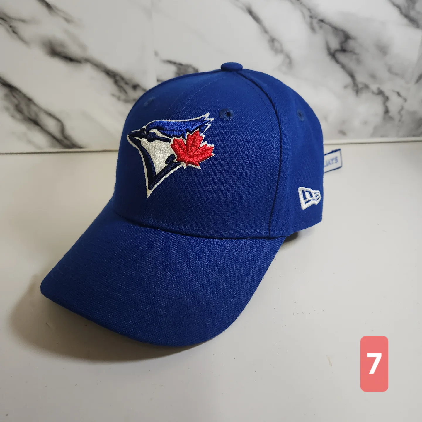 Blue Jays hats image indicator(5)