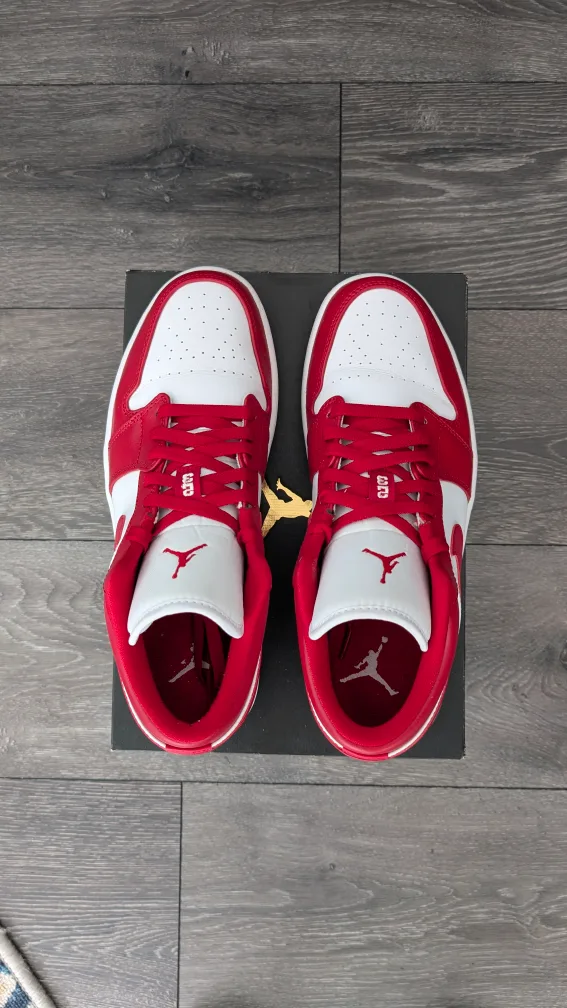 Nike Air Jordan 1 Low Red/White Size 10 image indicator(2)