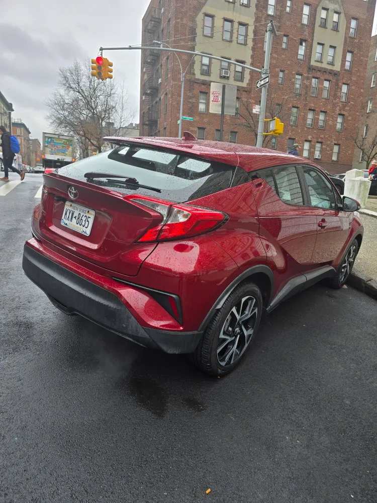 Red Toyota C-HR Hatchback image indicator(3)