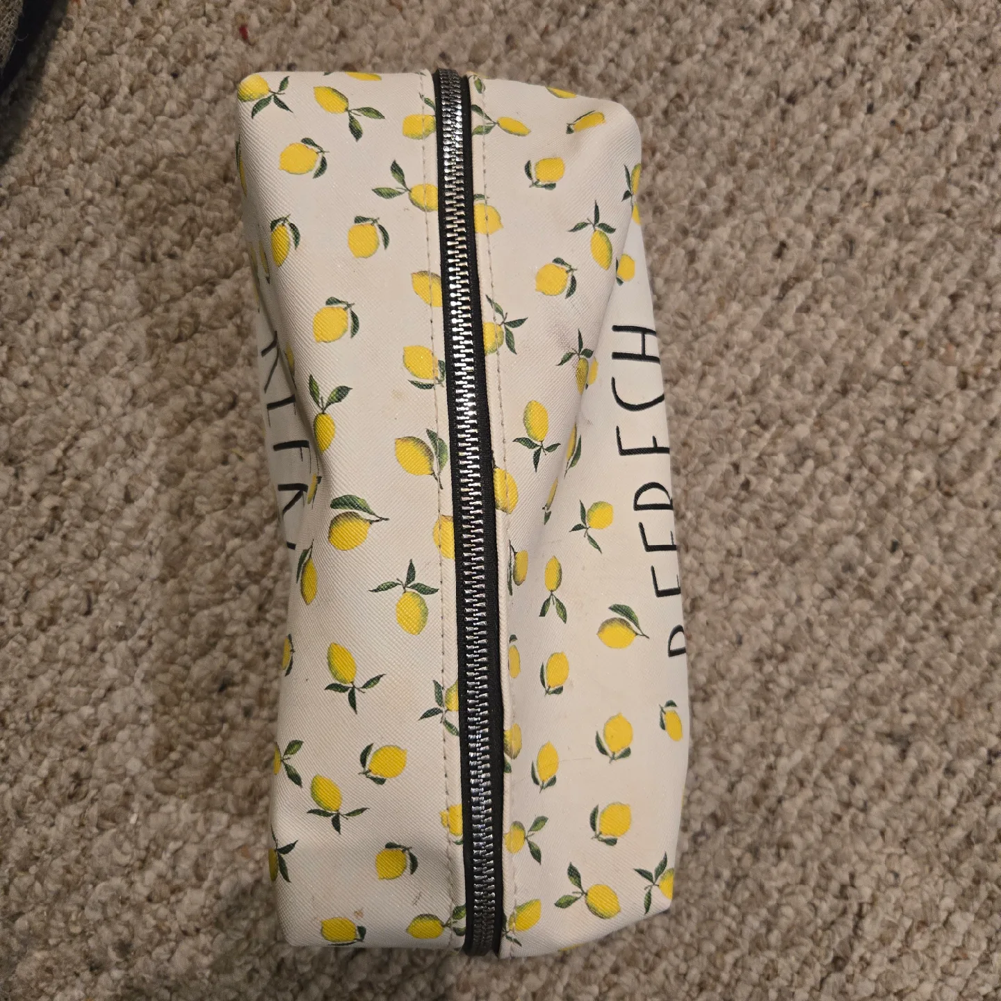 Rae Dunn Large Refresh Cosmetic Bag image indicator(2)