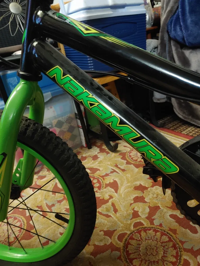Nakamura Boys' Bike - Green & Black image indicator(3)