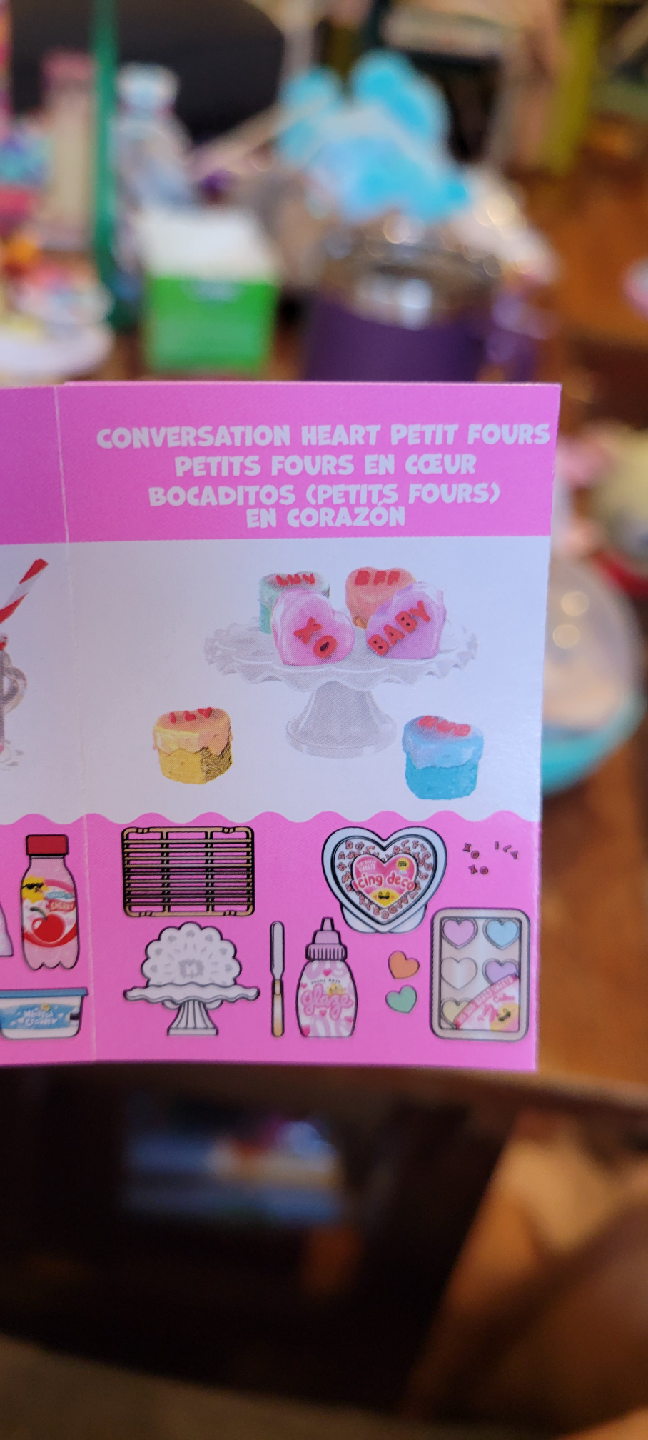Conversation Heart Petit Fours Miniverse