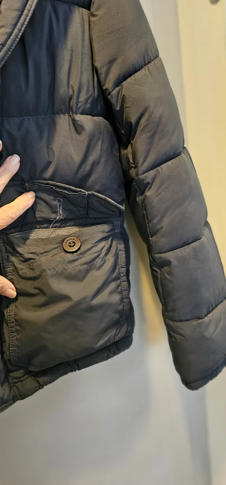 Abercrombie & Fitch Puffer Jacket - Size S image indicator(3)