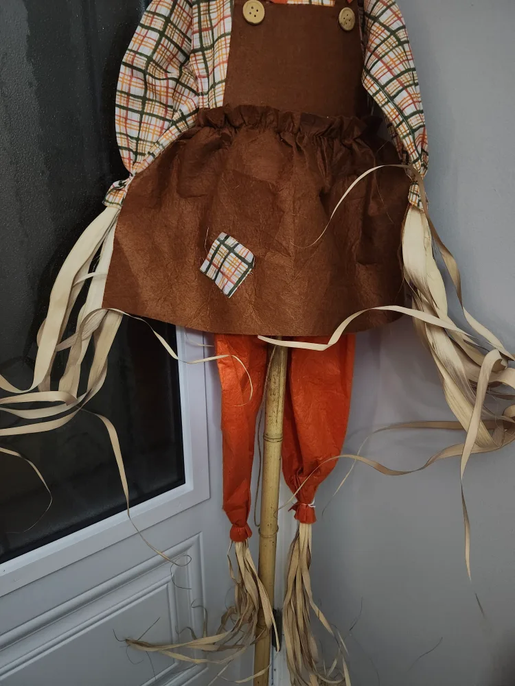 6ft Fall Scarecrow Decoration image indicator(3)