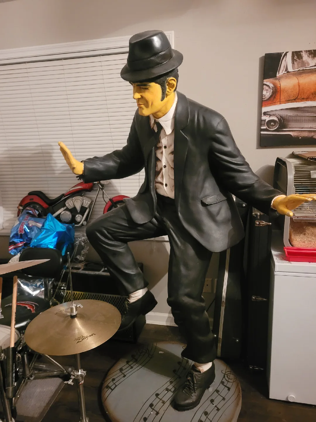 Elvis Presley & Blues Brothers Statues image indicator(3)