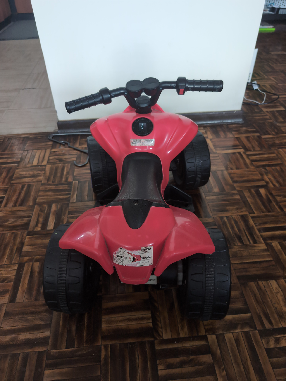 Kids Ride-On ATV - Red & Blue - Very Good Condition - photo 4