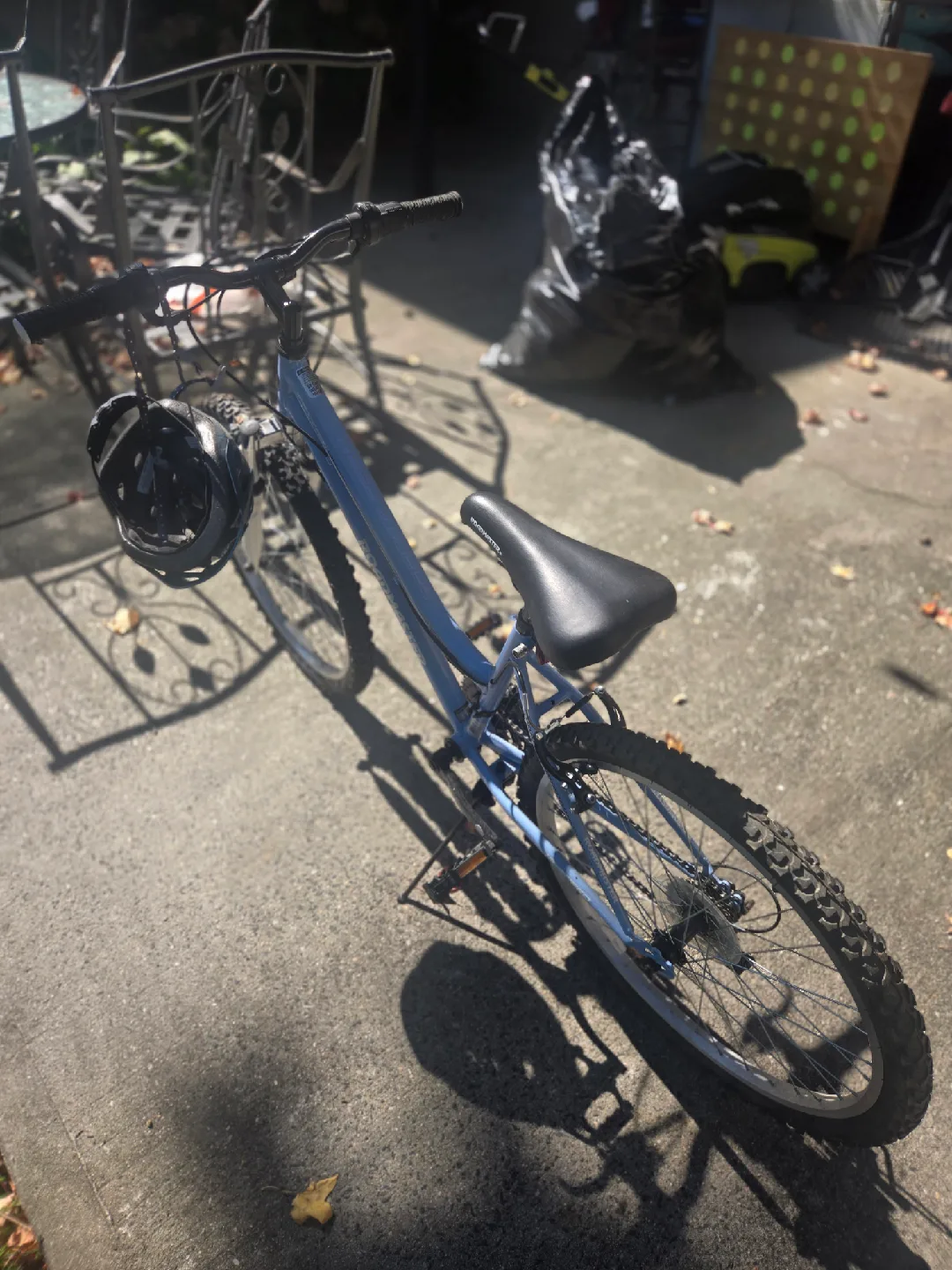 Ladies' Schwinn Frontier Mountain Bike image indicator(4)