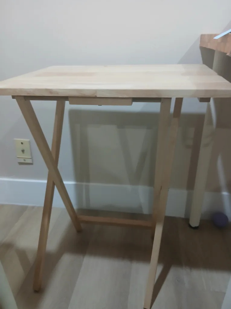 Folding Wooden Table image indicator(2)