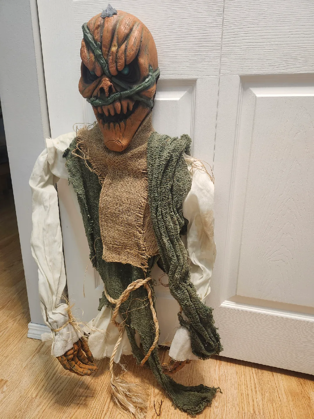 Large Halloween Decorations image indicator(2)