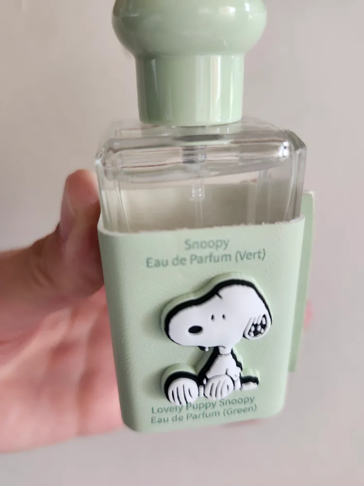 New Miniso Snoopy  (Green) image indicator(5)
