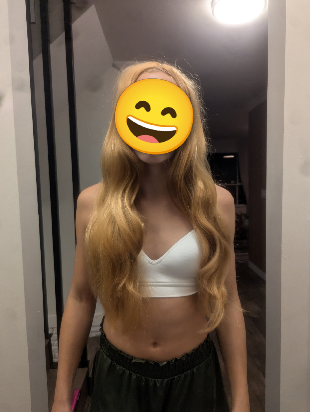 blonde wig - photo 2