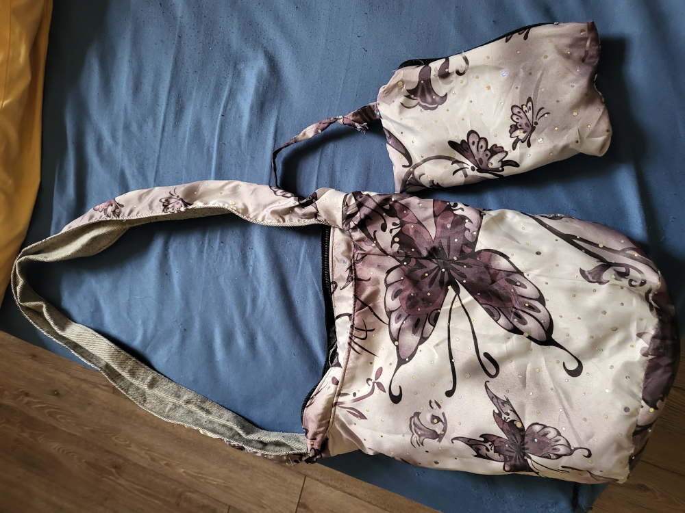 Floral shoulder bag with matching pouch - photo 2
