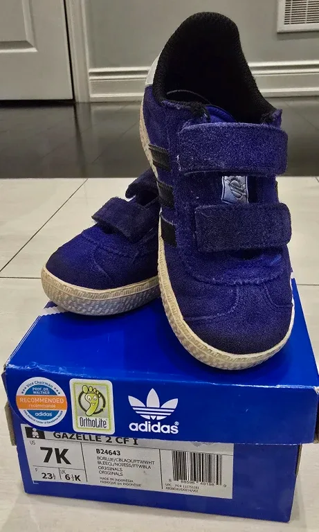 Cute Adidas Blue Suede Gazelle Shoes! - Size 7 Kids thumbnail