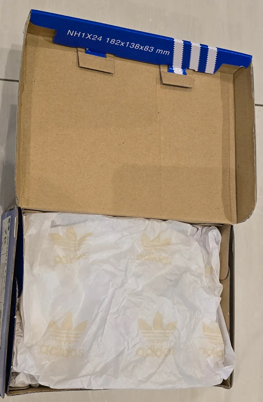 Cute Adidas Blue Suede Gazelle Shoes! - Size 7 Kids image indicator(10)