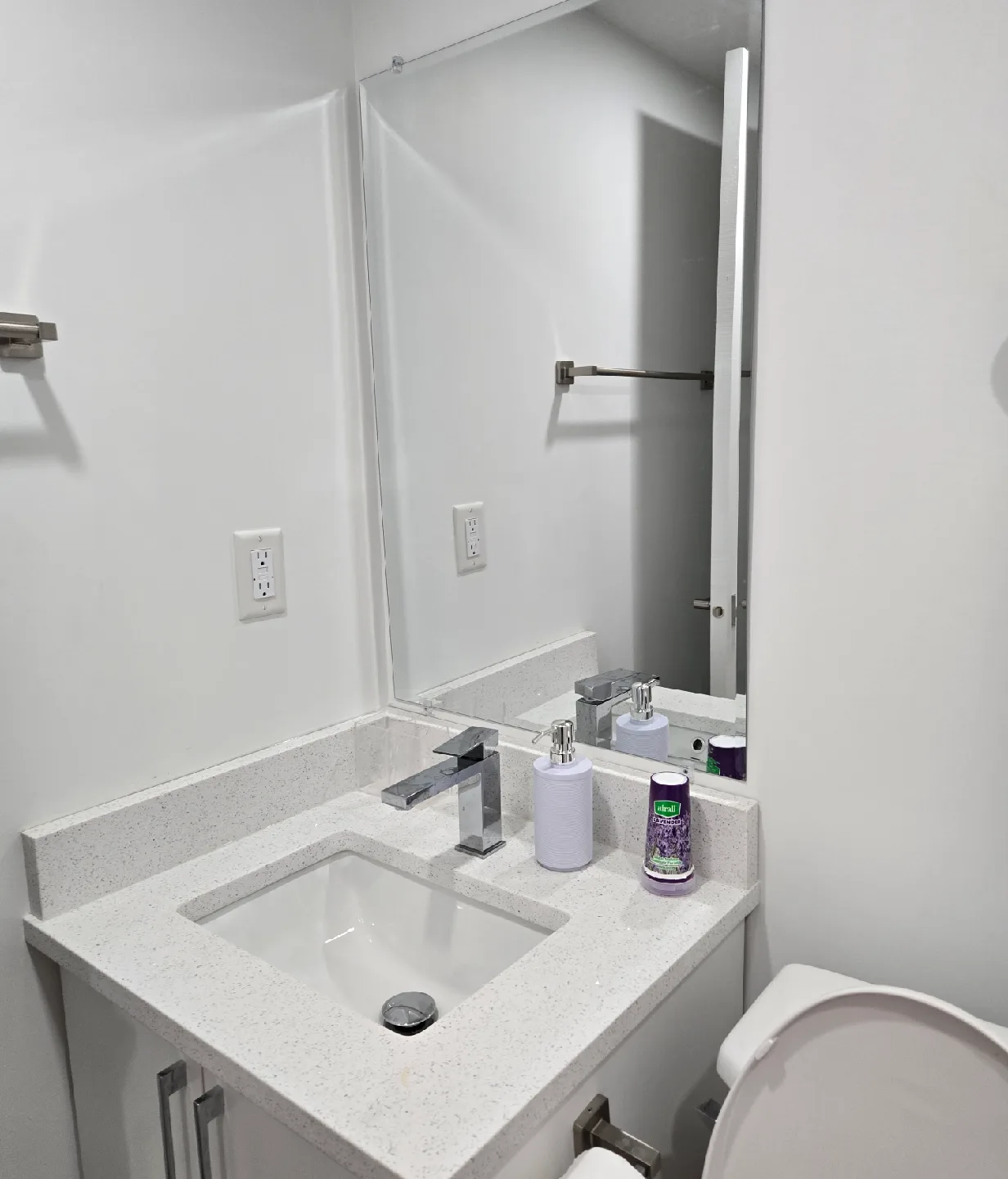 Long/Short Term Rental image indicator(5)