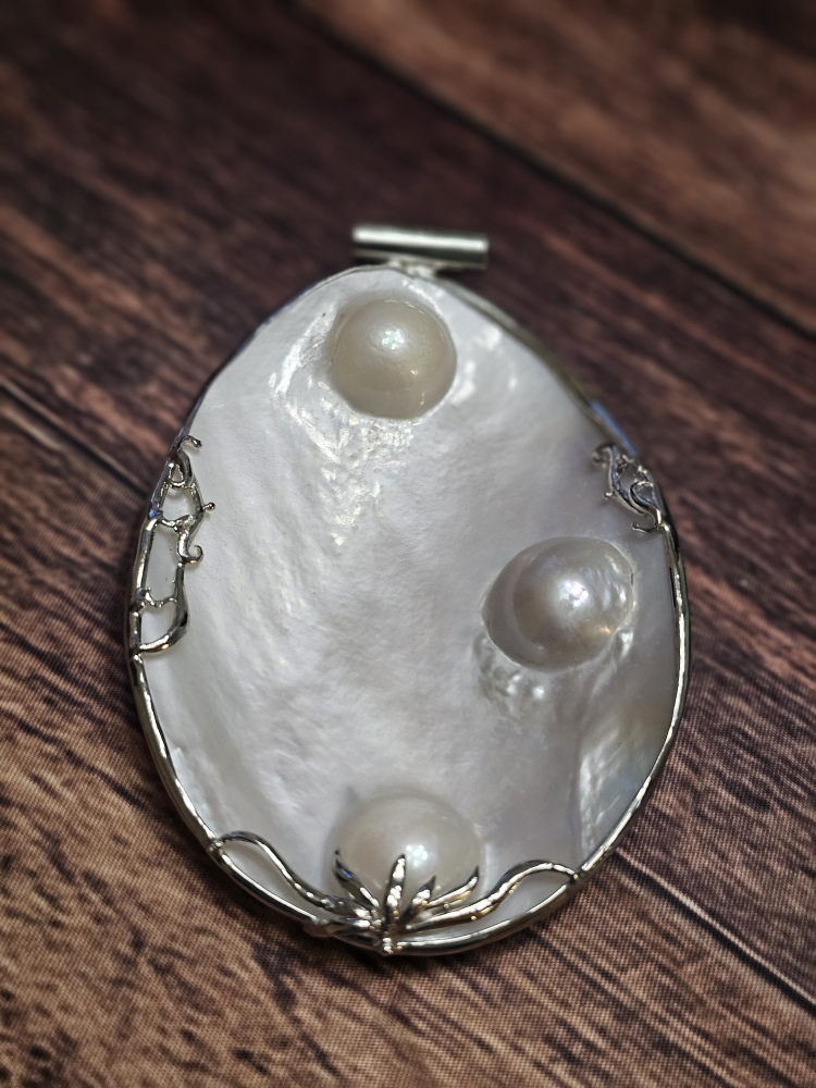 Mother of Pearl & Sterling Silver Pendant - photo 3