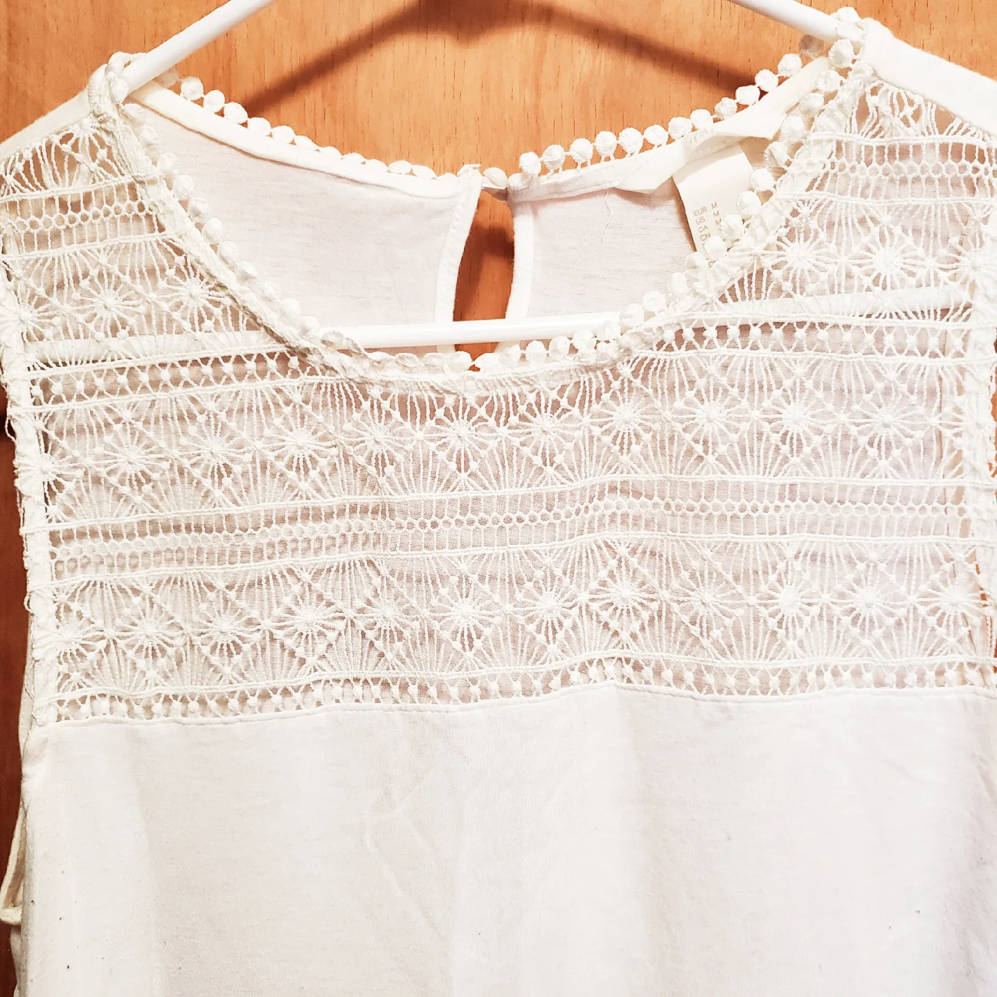 White Lace Sleeveless Shirt thumbnail