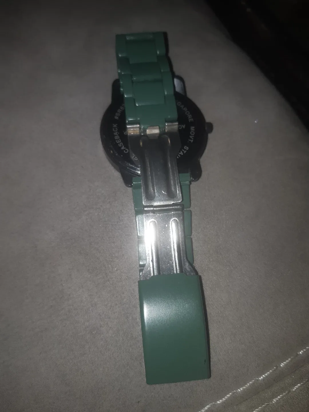 Green Fashion Watch image indicator(3)