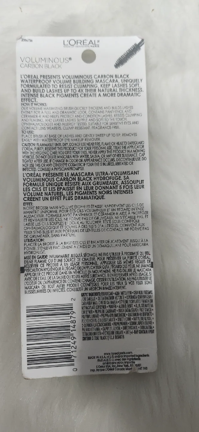 L'Oreal Voluminous Carbon Black Mascara*NEW* image indicator(2)