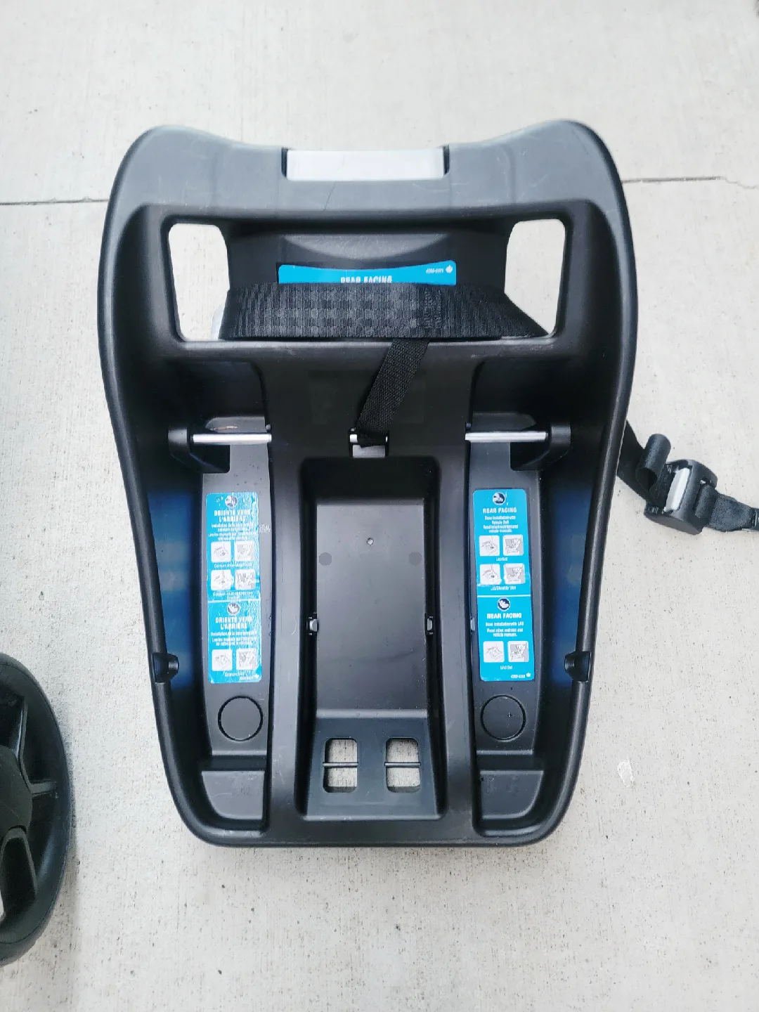 Safety 1st OnBoard 35 Infant Car Seat & Stroller Combo image indicator(3)