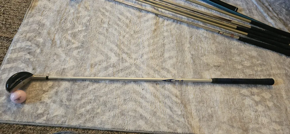 Dunlop Senorita Loco Offset Utility 6 30° Golf Club image indicator(4)