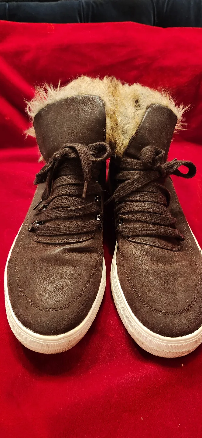 Brown Fur-Lined High Top Sneakers - Size 10