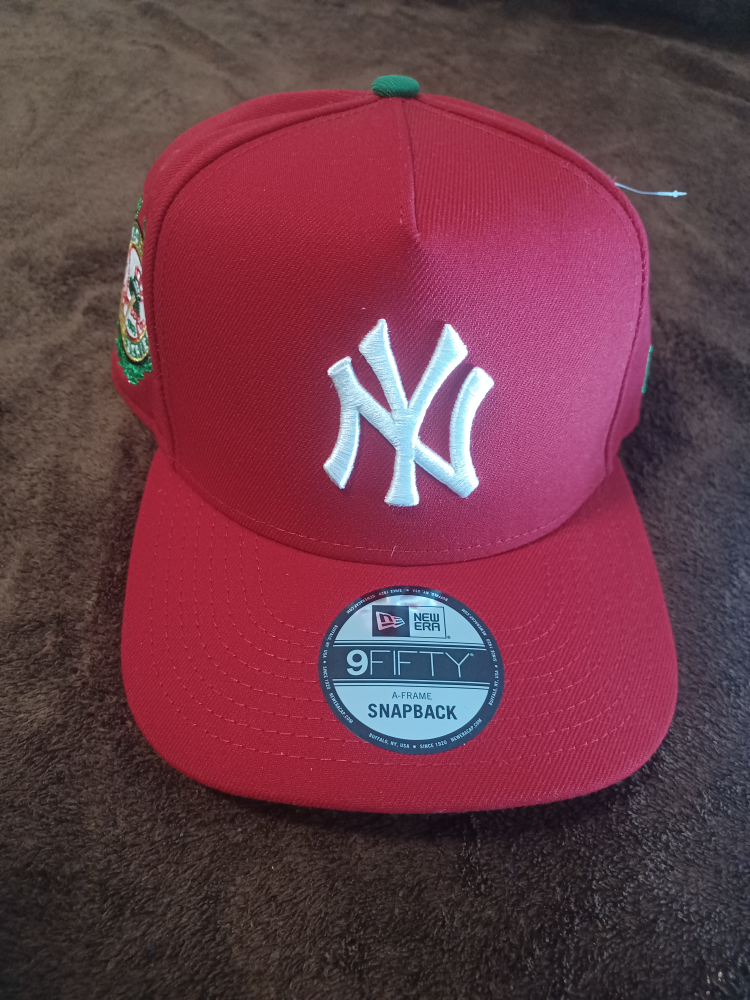 New Era New York Yankees curve snapback hat red & cream - photo 2